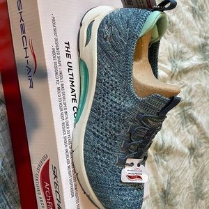 Skechers  skech-air arch fit on the go joy cozy color slate  size 8 women new